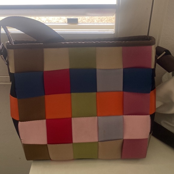 Comely Crossbody - Picture 3 of 6